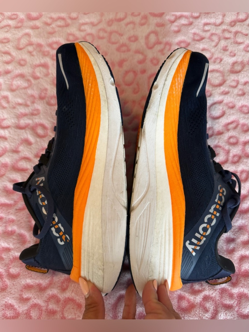 Saucony Hurricane 24 Running Shoes Various Colors Men’s Size: 8 - Picture 6 of 11